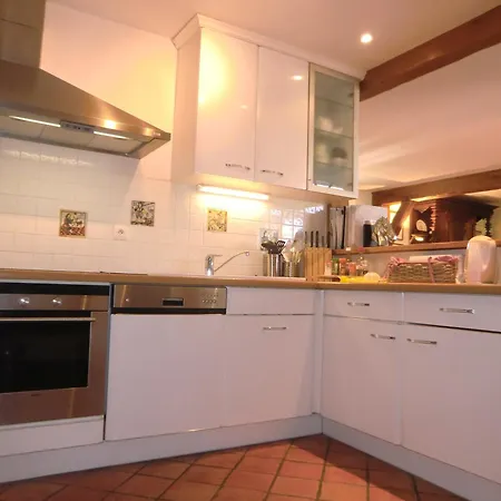 Holiday home Pavillon De Chasse - Aile Est *